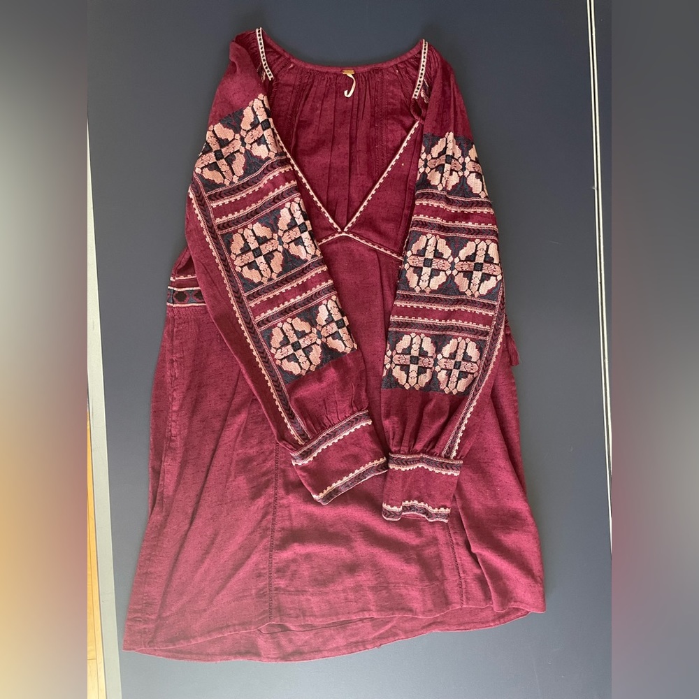 Like new, Free People Women’s dress. Size M